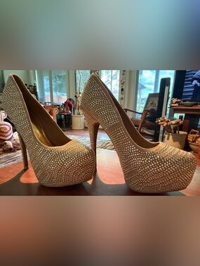 Scene Weaver Nude Rhinestone Platform Stiletto Pumps